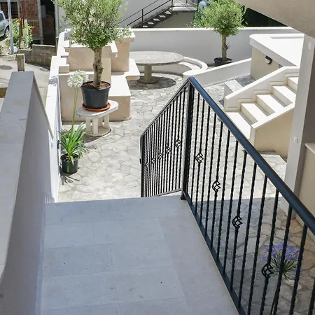 Harmonia Hills Apartment